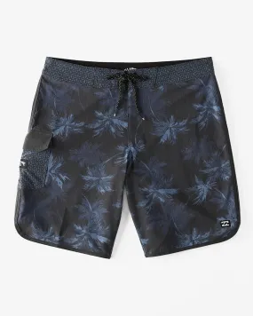 73 Pro 19 Boardshorts - Night