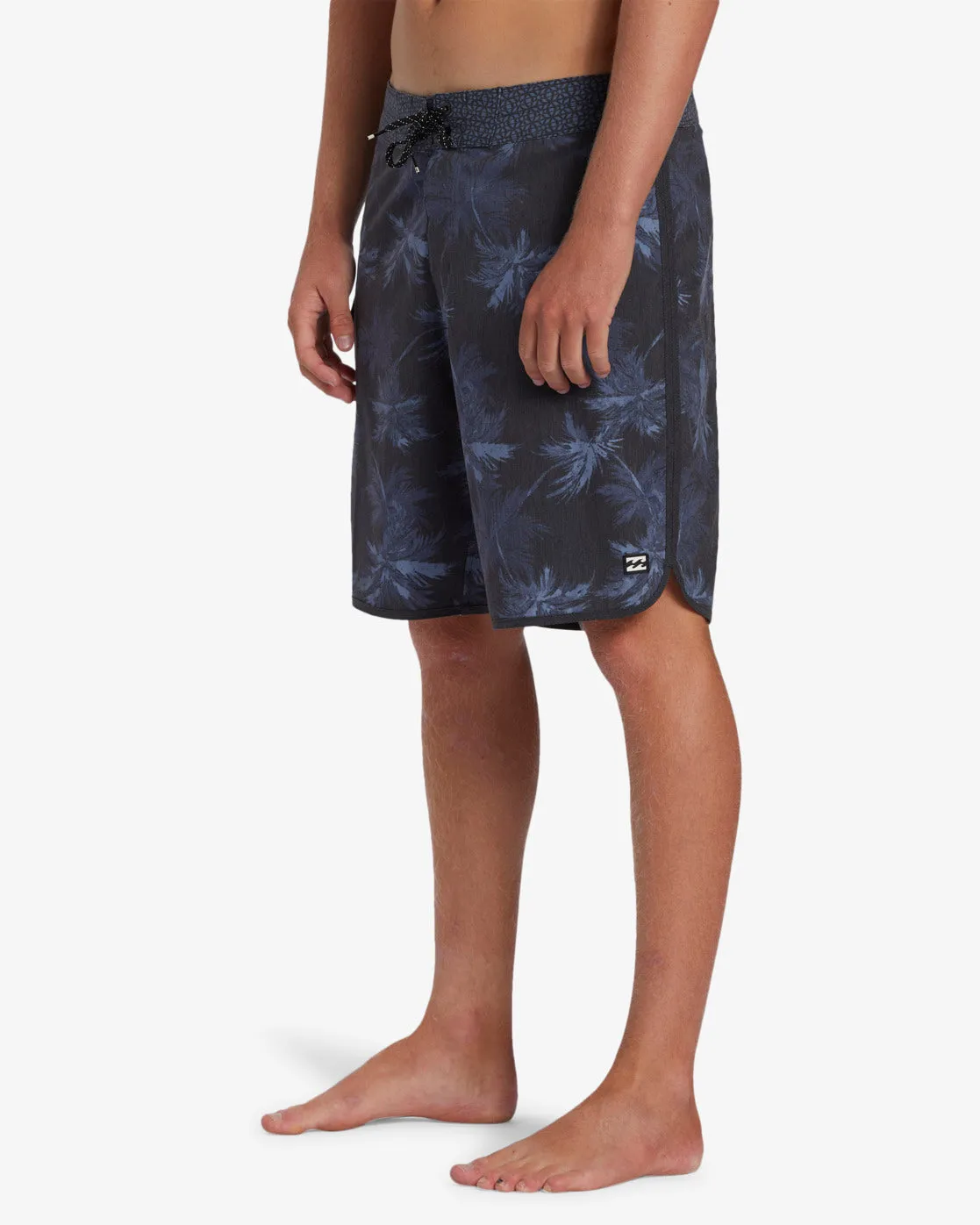 73 Pro 19 Boardshorts - Night