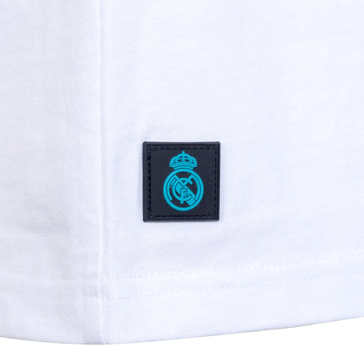 Camiseta Madrid Sky Cinta Escudo Hombre Blanco