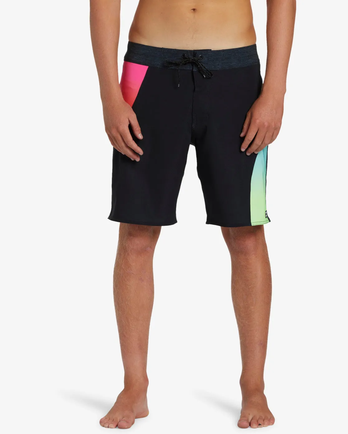 Cylinders Pro 19 Boardshorts - Black