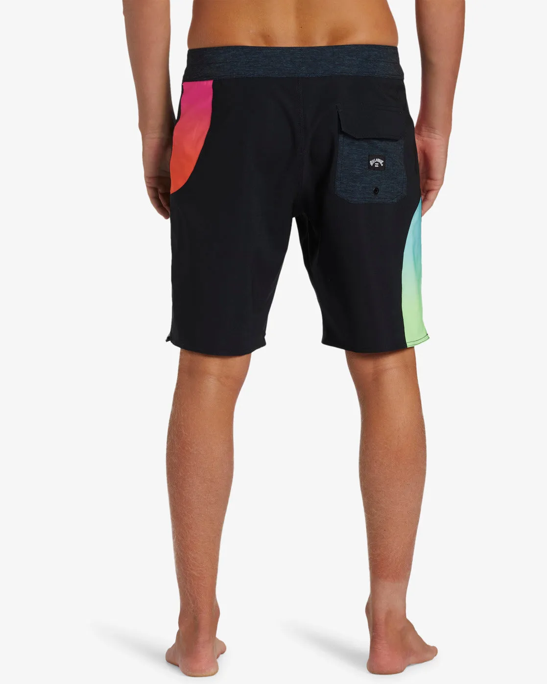 Cylinders Pro 19 Boardshorts - Black