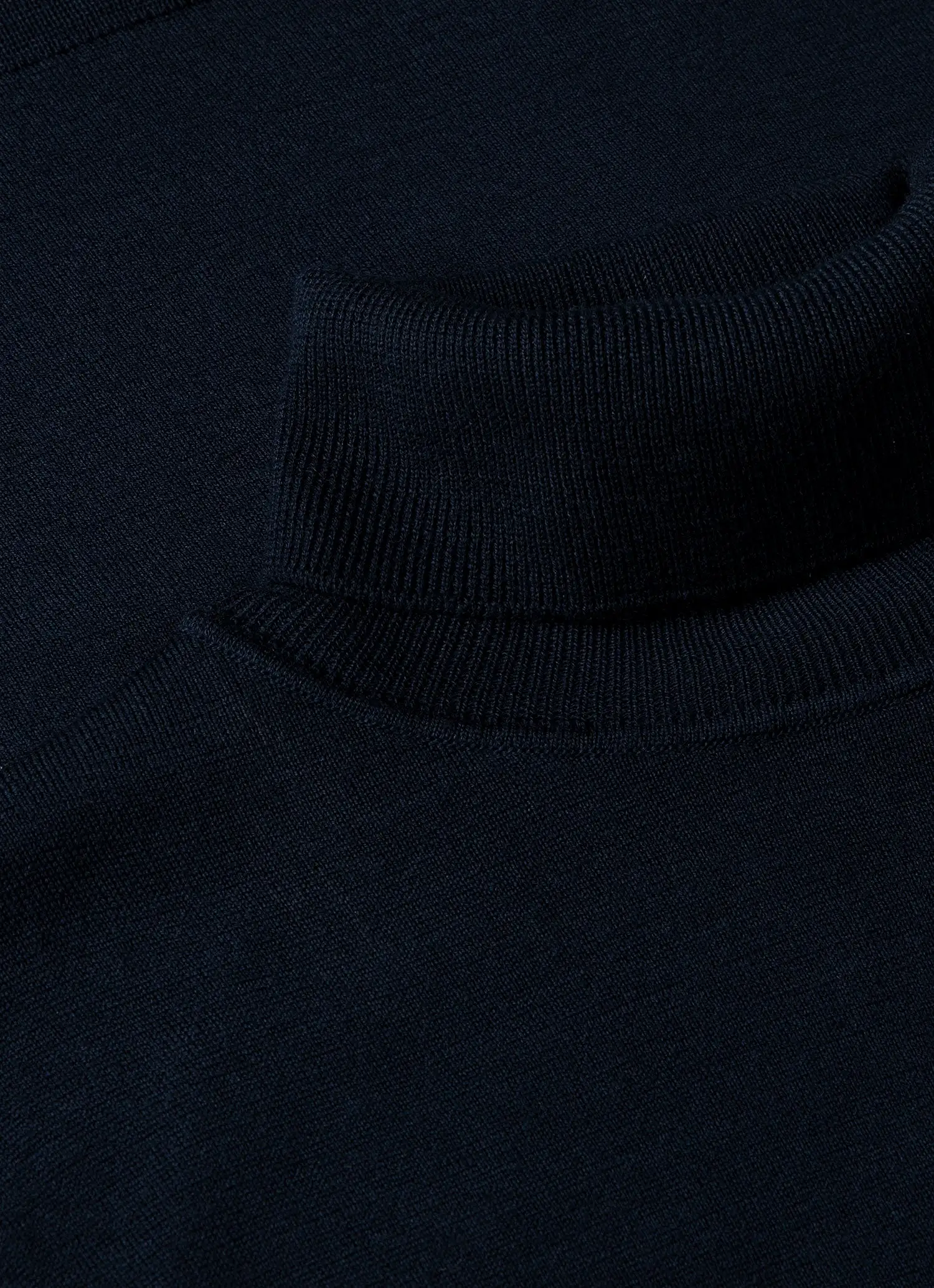 Men's Extra-Fine Merino Roll Neck in Light Navy