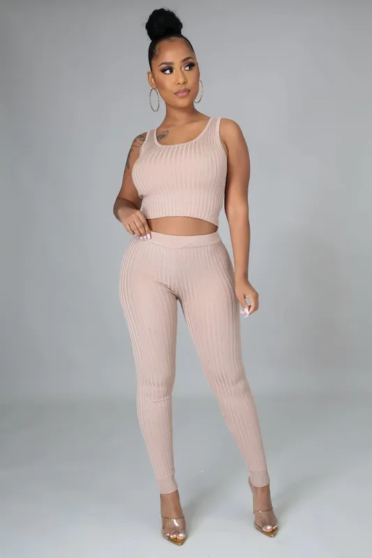 Sleeveless Crop Top And Leggings Sets