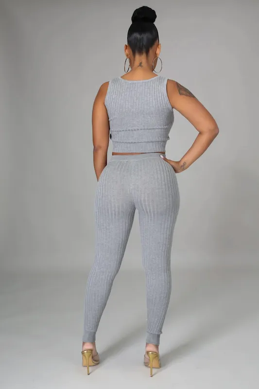 Sleeveless Crop Top And Leggings Sets