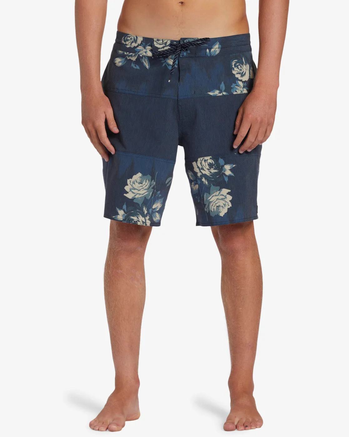 Tribong Lo Tide 19 Boardshorts - Indigo