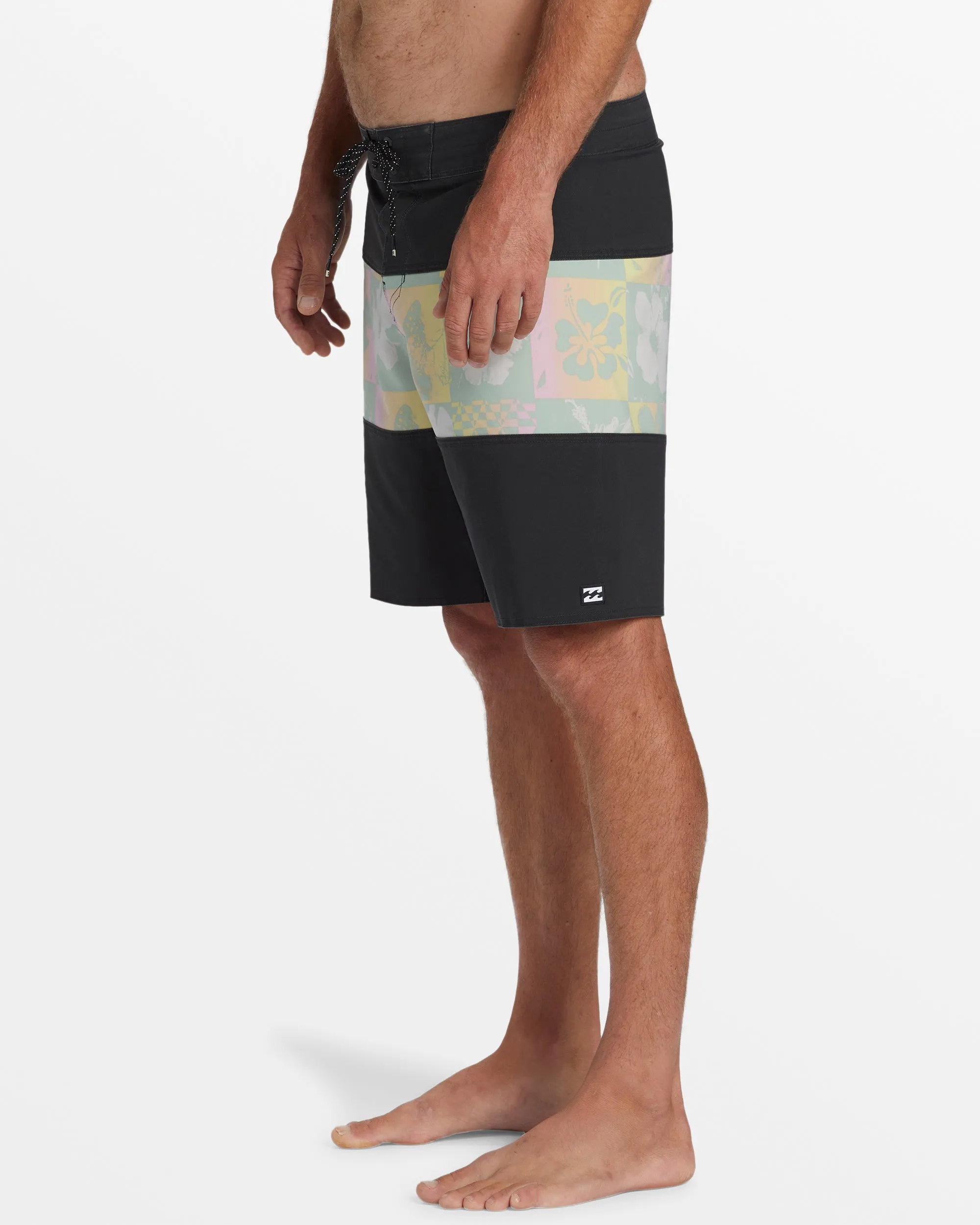 Tribong Pro 18 Boardshorts - Stealth