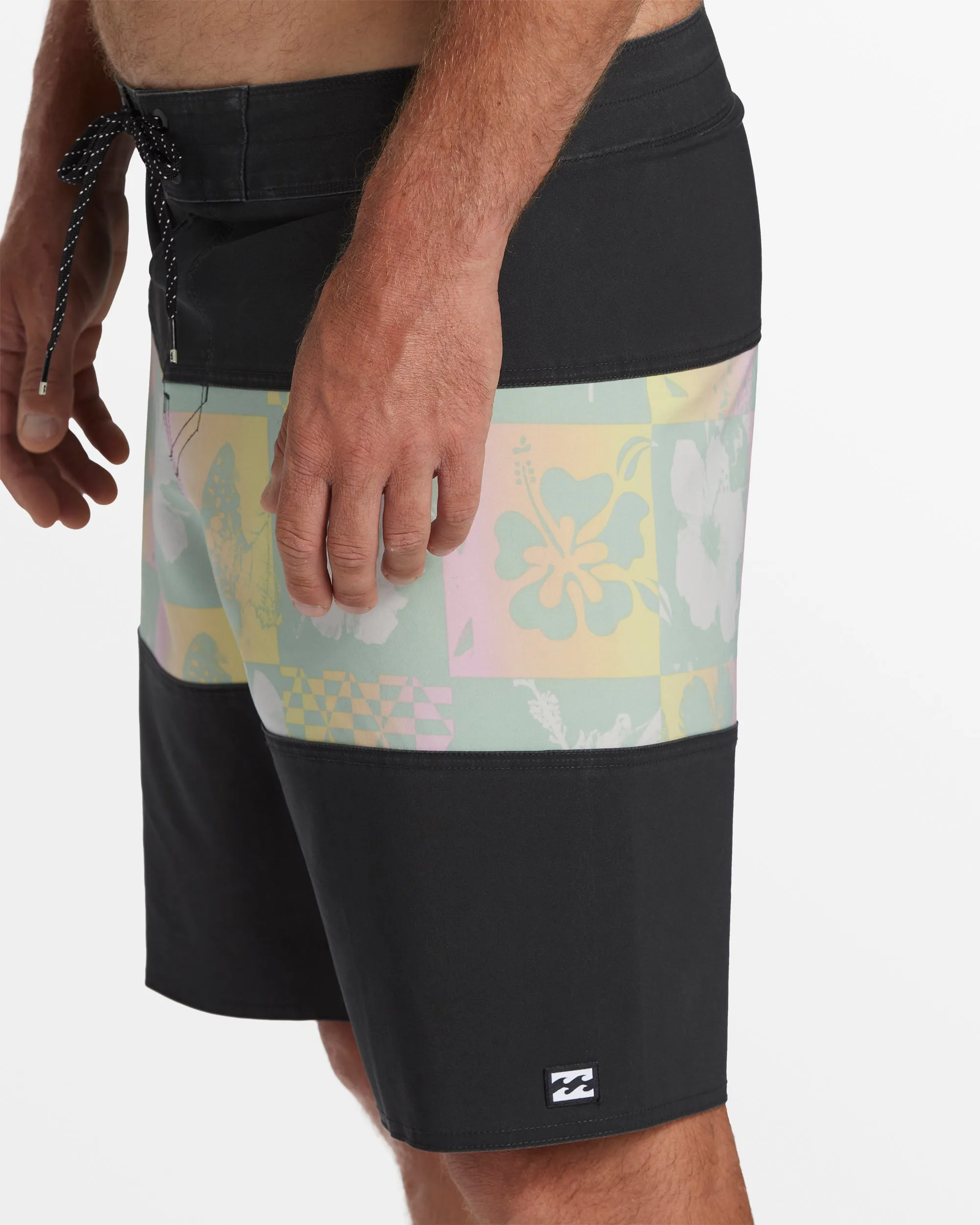 Tribong Pro 18 Boardshorts - Stealth